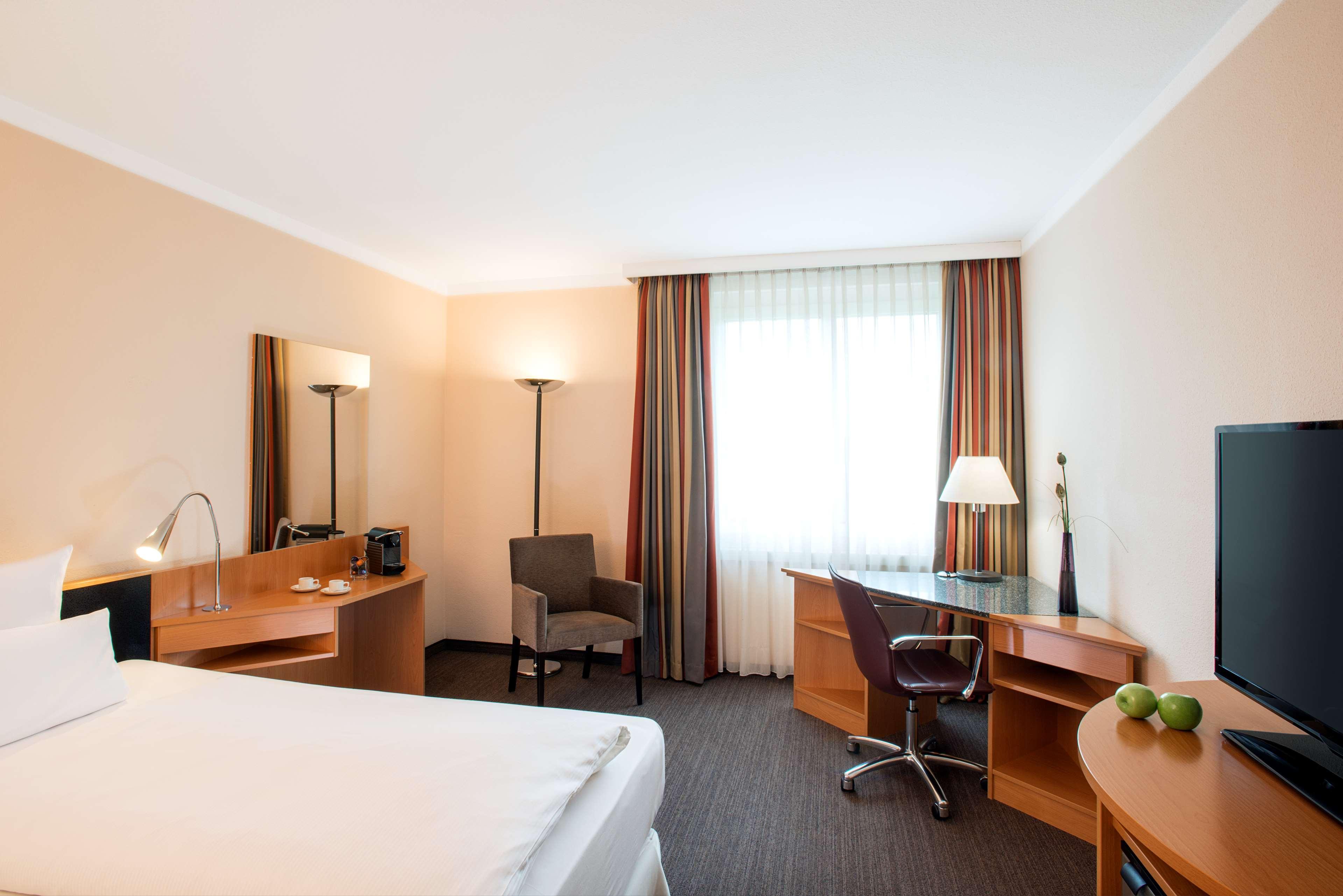 Nh Muenchen Airport Hotel Schwaig bei Nürnberg Exterior foto